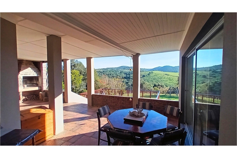 4 Bedroom Property for Sale in Dorchester Heights Eastern Cape